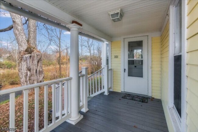 Foto del edificio - 101 Kennedy Rd