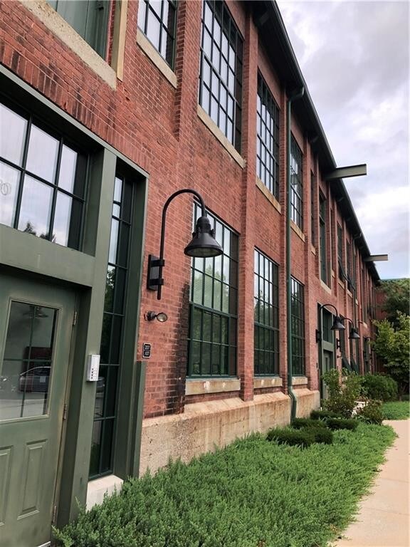 Foto principal - 180 Allen St