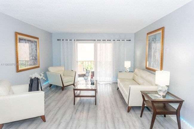 Building Photo - 6190 W 19th Ave