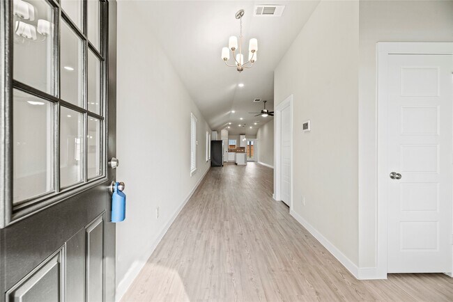Foto del edificio - 21670 Sandy Dune Dr