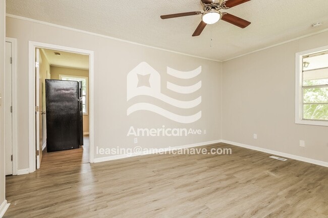 Foto del edificio - 408 Cleveland St