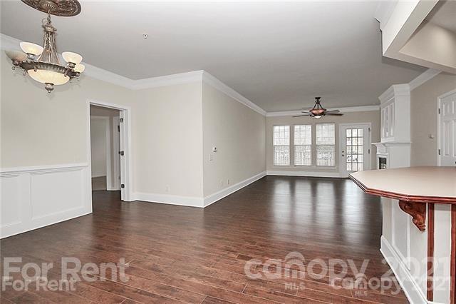 Foto del edificio - 14750 Via Sorrento Dr