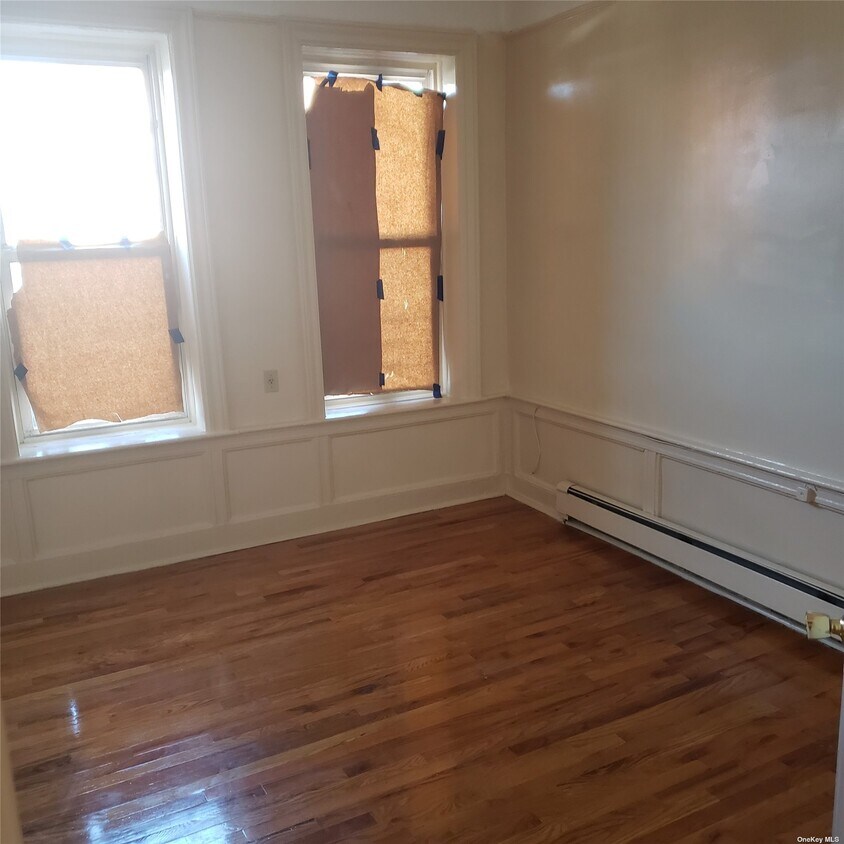 Primary Photo - 1096 Winthrop St