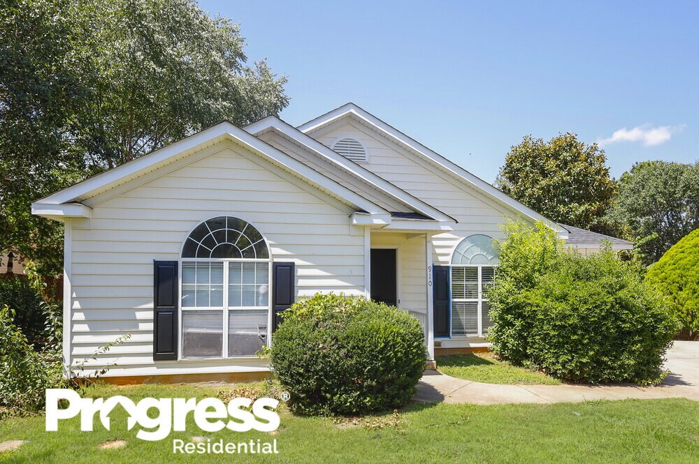 910 Milkfarm Ct, Monroe, NC 28110 House for Rent in Monroe, NC