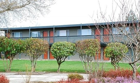 Building Photo - Sierra Meadows II