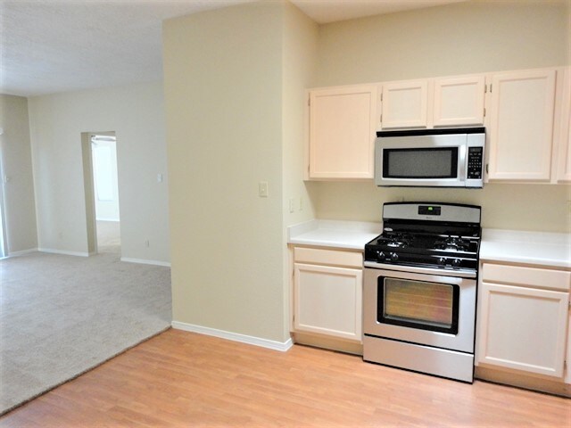 Foto del edificio - 4981 Butte Pl NW