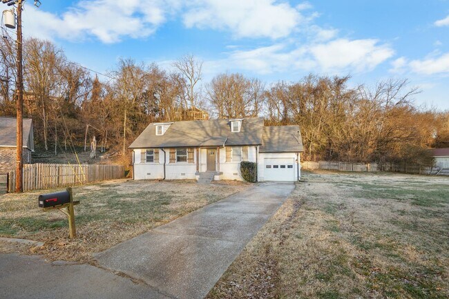 Photo - 212 Morganmeade Ct House