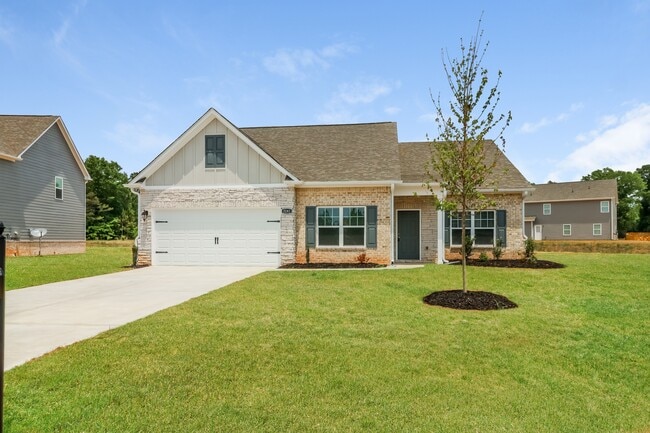 Building Photo - 3359 Bridgewood Dr