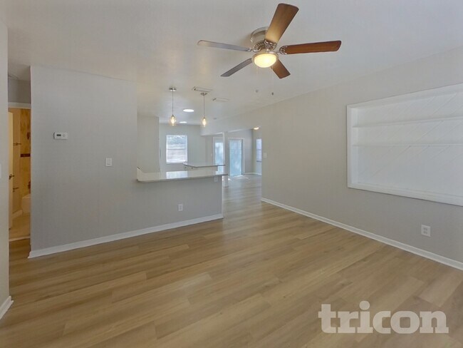 Foto del edificio - 2413 Park St N