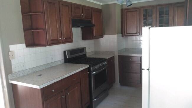 Building Photo - 7 Willard Ct