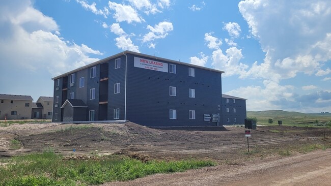 Building Photo - Vistas at Cheyenne Pass