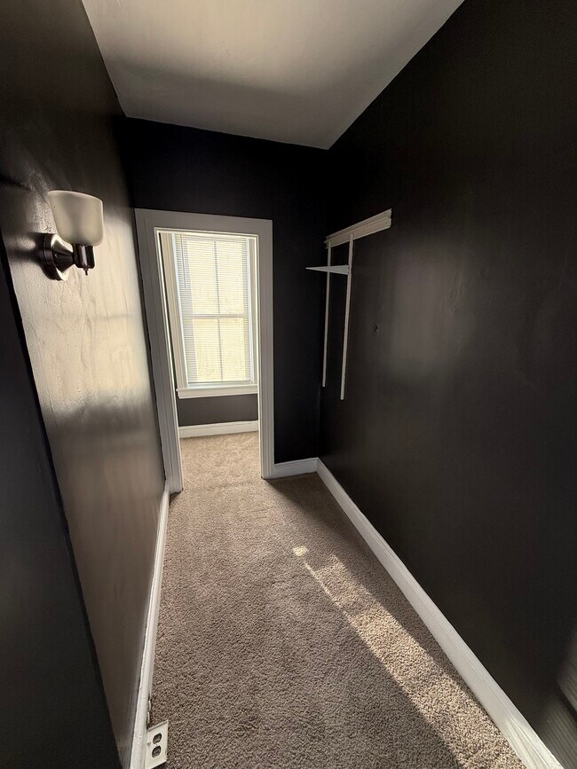 Foto del edificio - 56 S Pershing Ave