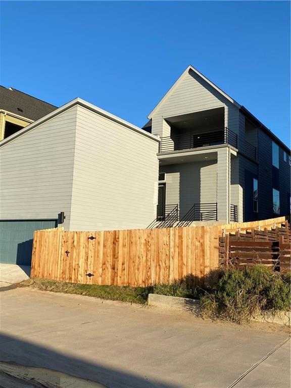 Building Photo - 6000 Toscana Ave