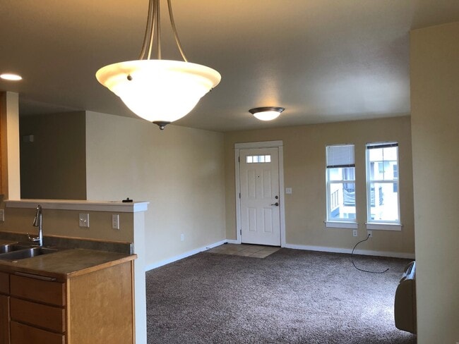 Living Room looking toward entry - 2272 McCall Dr