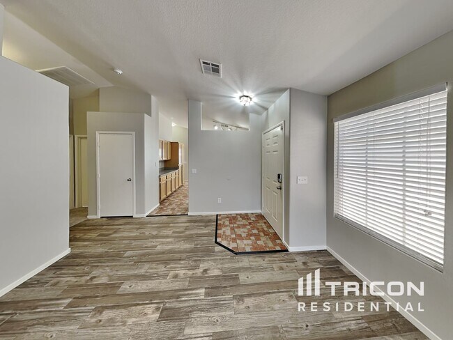 Building Photo - 2900 Mt Hope Drive Las Vegas NV