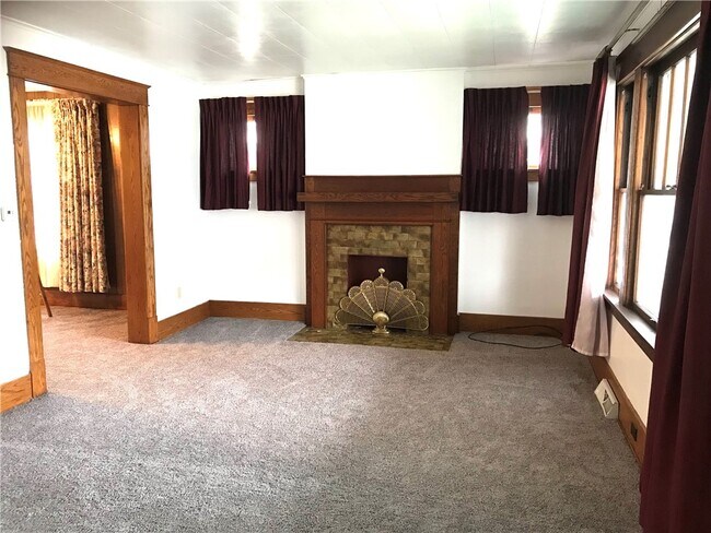 Foto del edificio - 1028 W 29th St