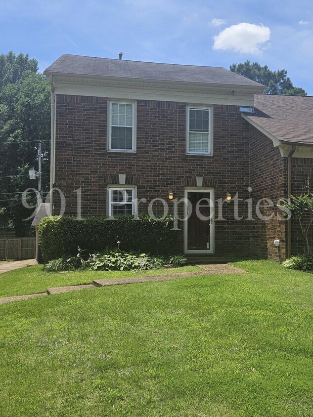 Primary Photo - 383 Harts Way Dr