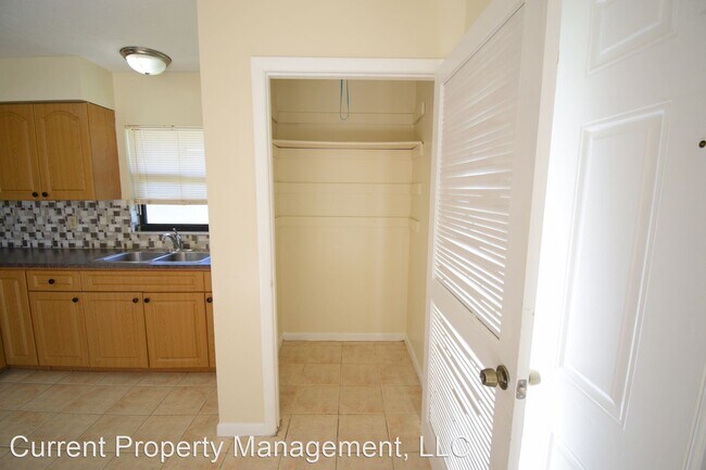 Building Photo - 2967 Tropicana Blvd