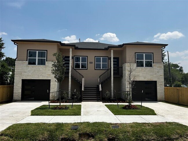 Building Photo - 5108 Sunbeam St