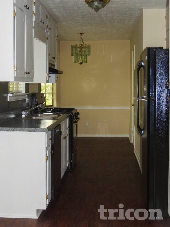 Foto del edificio - 3888 Tree Bark Ln SW