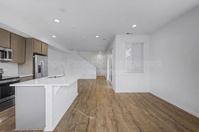 Building Photo - 9664 Waco St