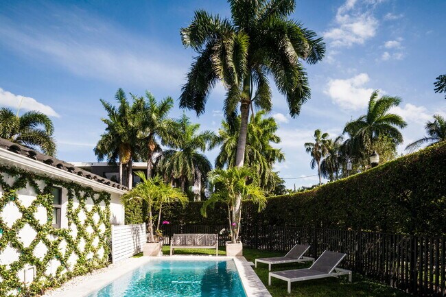 Foto del edificio - 259 S Coconut Ln