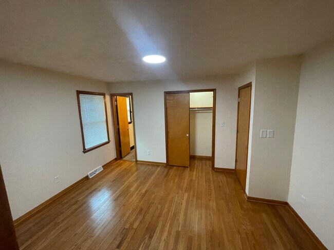 Master Bed - 93 High View Plz