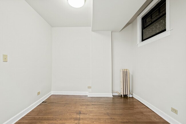 Foto del edificio - 7035 N Sheridan Rd