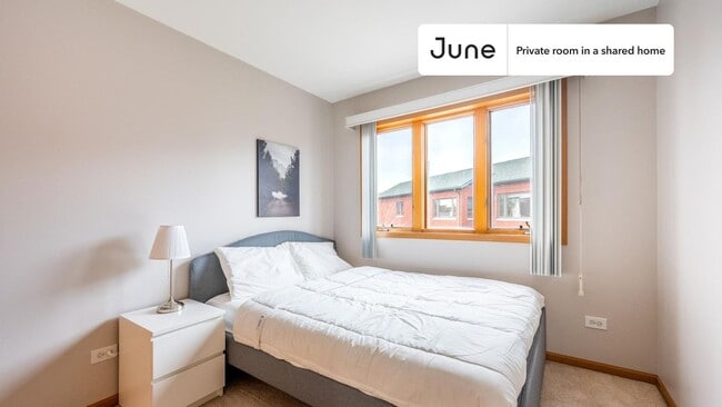 Building Photo - Room in Shared 4 bed/2.5 bath home in Chinatown