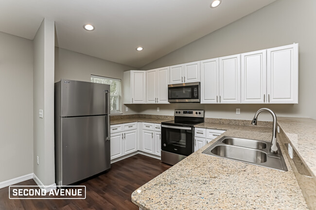 Building Photo - 2637 SW 153rd Ln