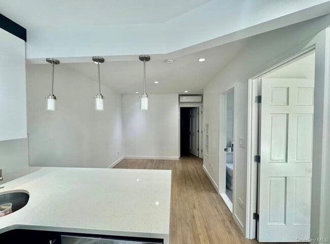 Building Photo - 191-04 39th Ave