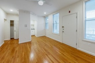 Burbank Apartments photo'