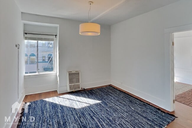 Building Photo - 1806 Filbert St