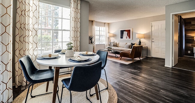 Foto del edificio - Bella Solara Apartment Homes