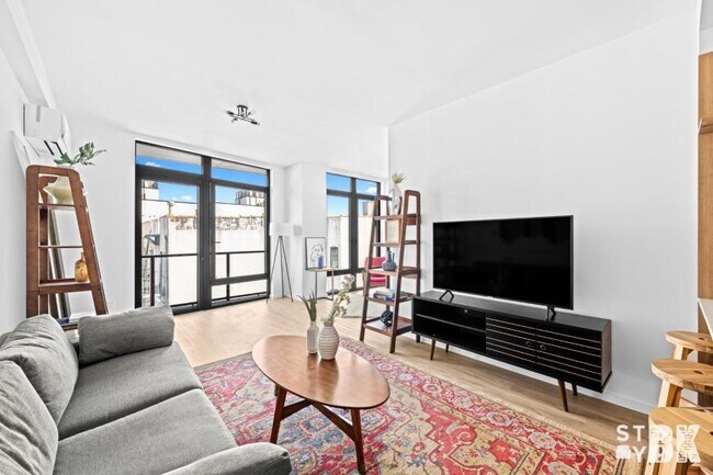 Foto del edificio - 1 bedroom in BROOKLYN NY 11221