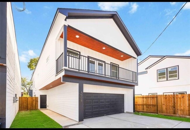 Foto del edificio - 4508 Noble St