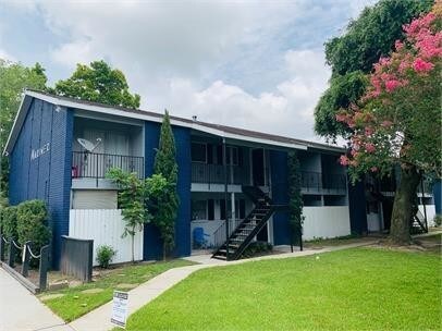 Foto del edificio - 1101 E Main St
