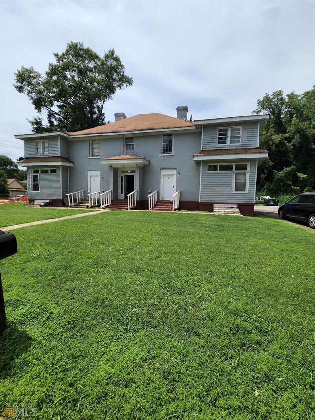 6760 Church St, Lithonia, GA 30058 Townhouse for Rent in Lithonia, GA