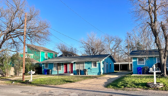 Building Photo - 222 Gurley Ln