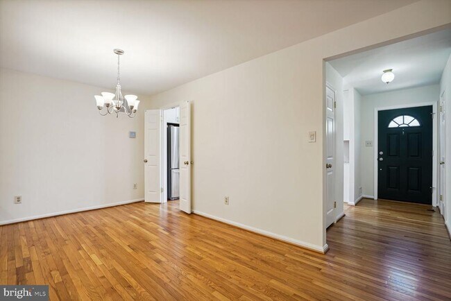 Foto del edificio - 3162 Borge St