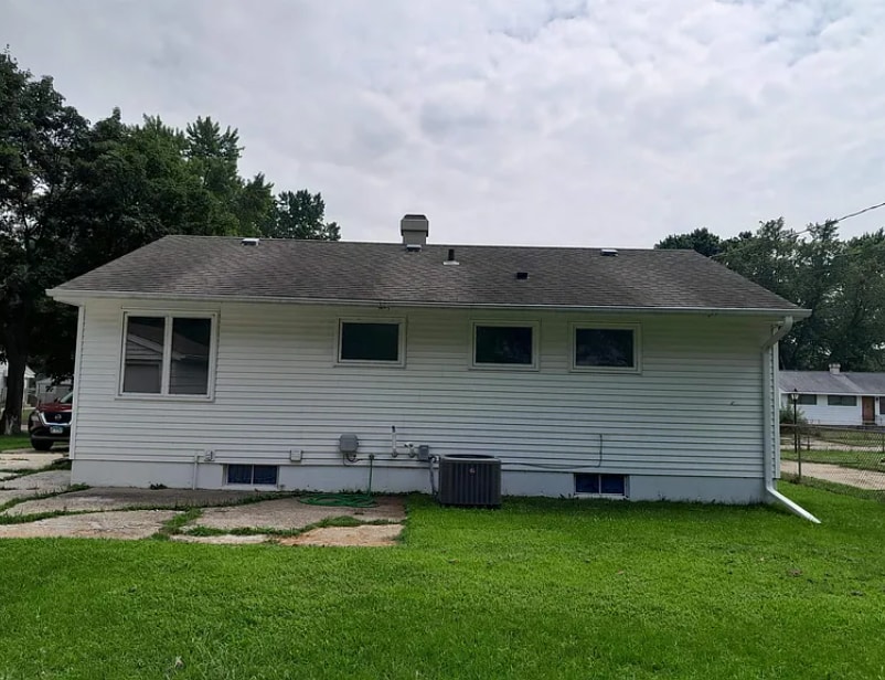 Building Photo - 1208 Drexel Blvd