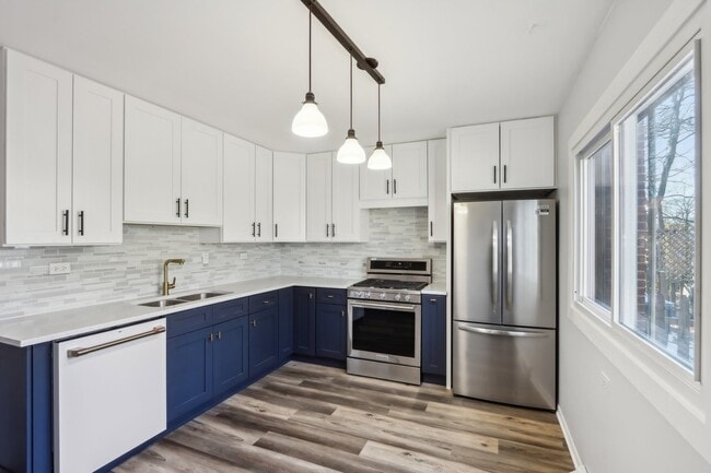 Building Photo - 414 Skokie Ct