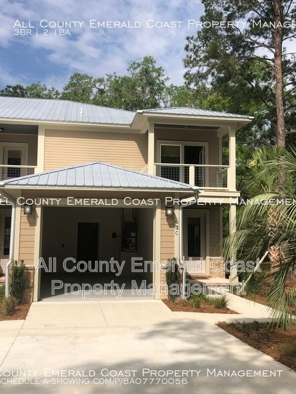 15 Palm St Unit B, Freeport, FL 32439 Condo for Rent in Freeport, FL