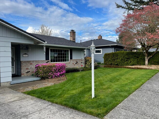 Photo - 21515 SE Alder St House