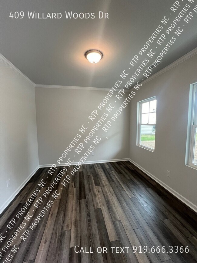 Building Photo - 409 Willard Woods Dr