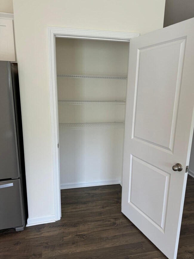 Foto del edificio - 1029 Saylors Pl