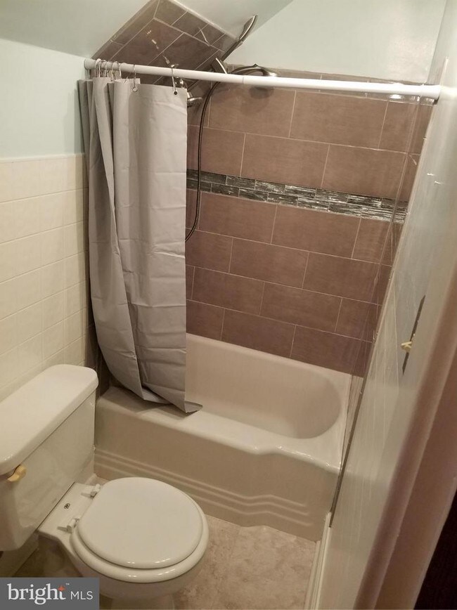 Foto del edificio - 5089 Main St