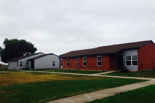 Building Photo - 1301 S Reynolds St
