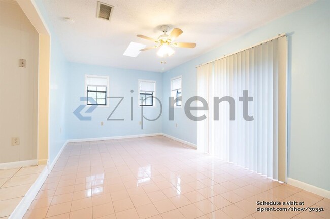 Foto del edificio - 3631 NW 19th St