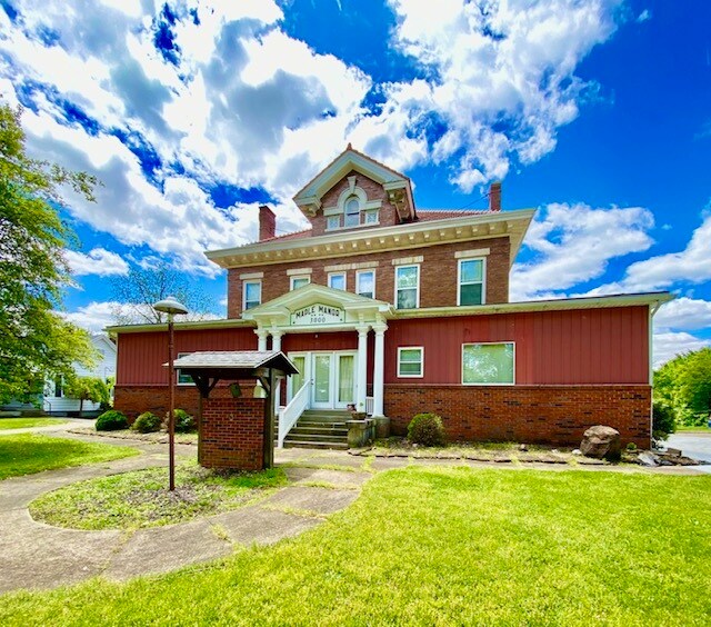 Primary Photo - 3000 W Maryland St